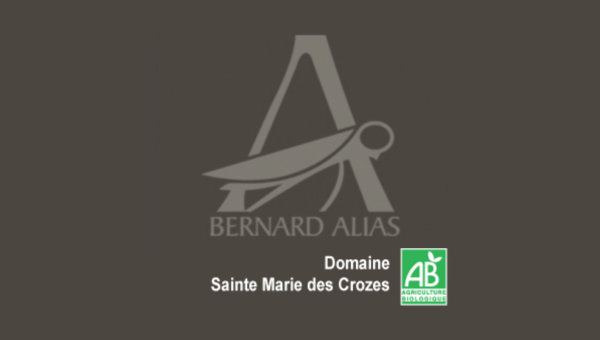 Domaine Sainte Marie des Crozes, situé à Douzens en Languedoc, produit une gamme de vins bio corbières et IGP Oc